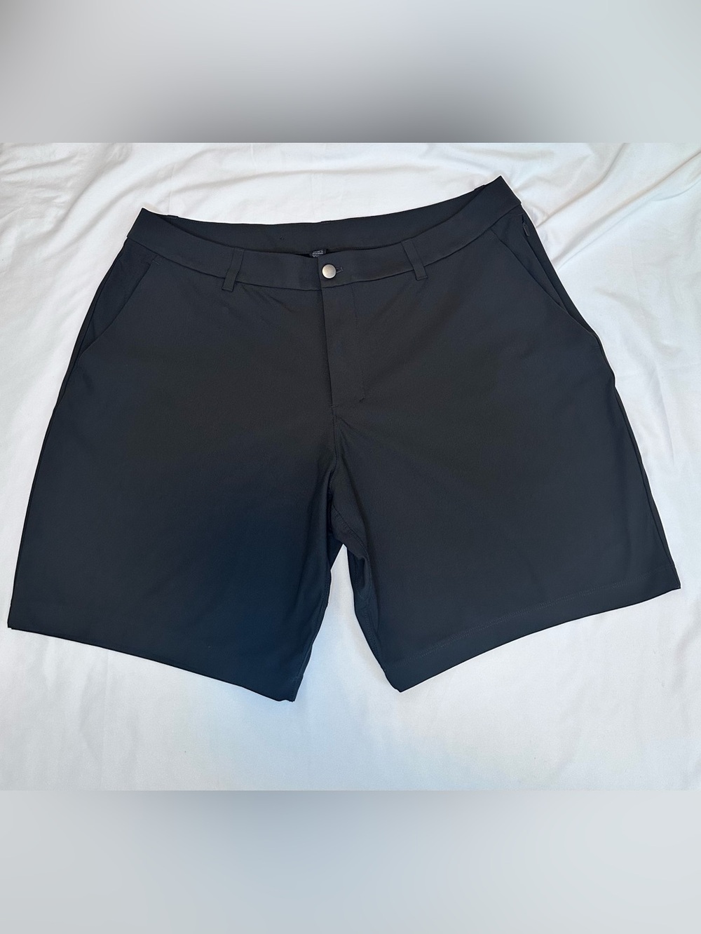 Lululemon ABC Classic-Fit Shorts Men’s 38 Black 8.5” Inseam Stretch Golf Casual